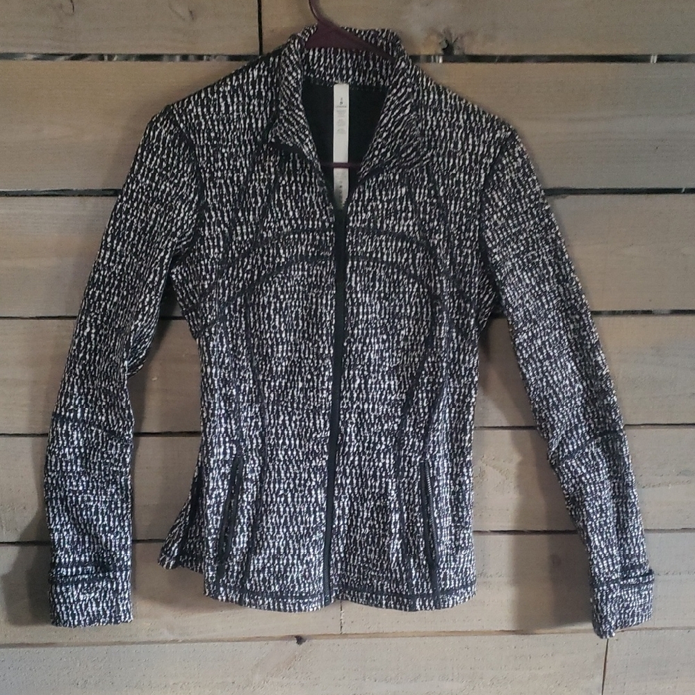 Lululemon Black and White Printed Zip Jacket